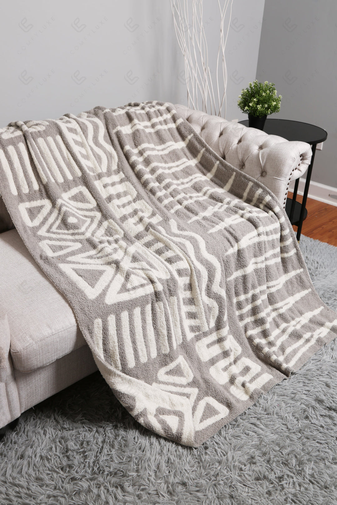 Jcl6010 Throw Blankets