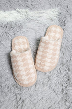 Load image into Gallery viewer, Jcl2161 Beige / M/L Slippers/Slides
