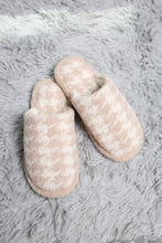 Load image into Gallery viewer, Jcl2161 Slippers/Slides

