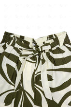 Load image into Gallery viewer, LEAF PATTERN PANTS APPAREL

