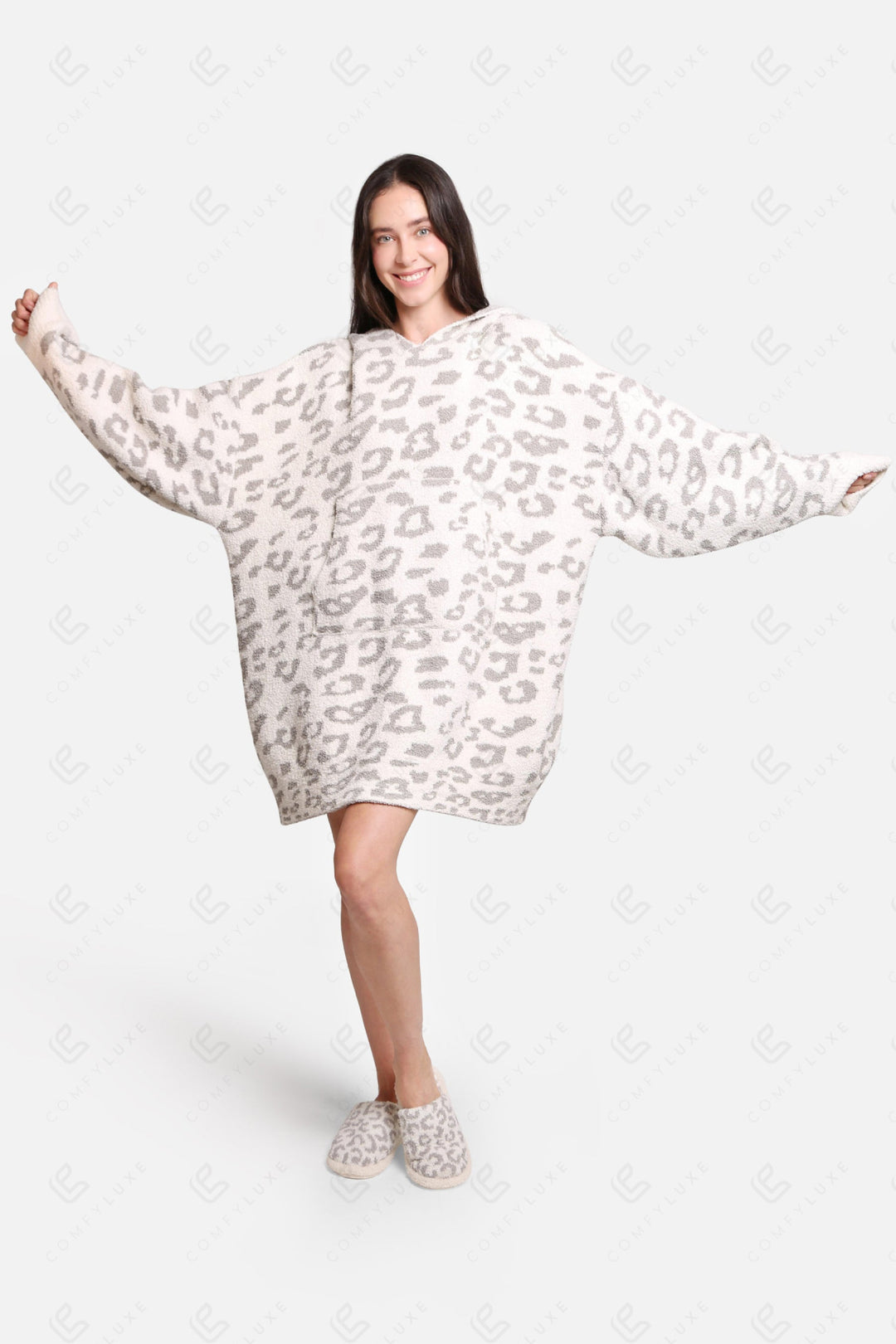 LEOPARD PATTERN WEARABLE BLANKET APPAREL
