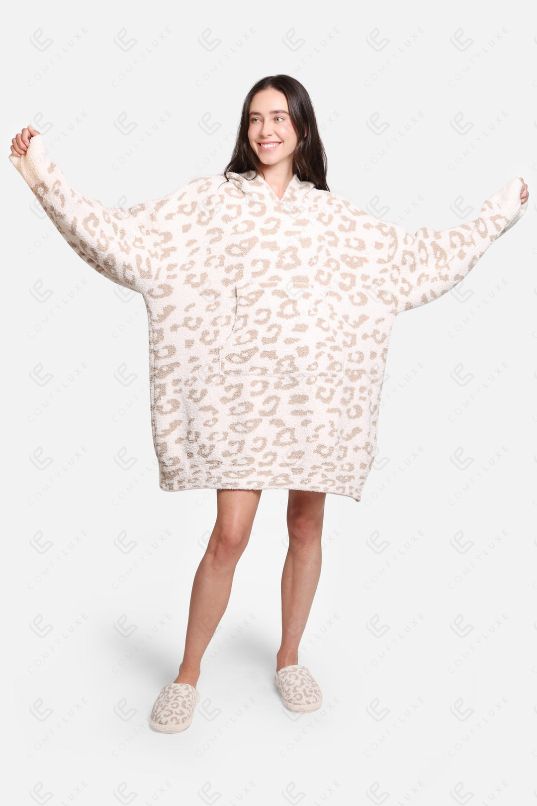 LEOPARD PATTERN WEARABLE BLANKET APPAREL