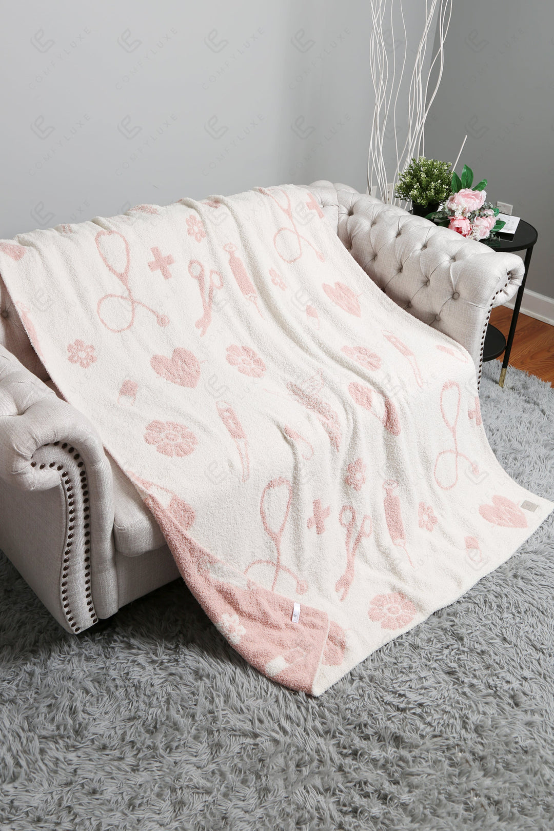 HOPSITAL PATTERN THROW BLANKET PINK THROW BLANKETS
