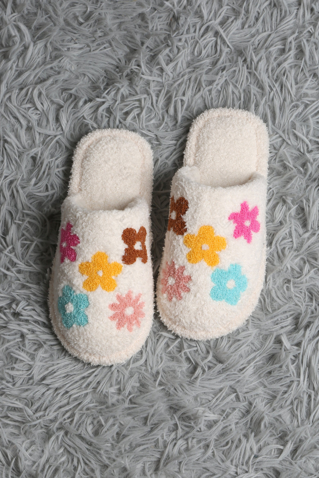 MULTI COLORED FLORAL PATTERN SLIPPERS MULTI / M/L SLIPPERS/SLIDES