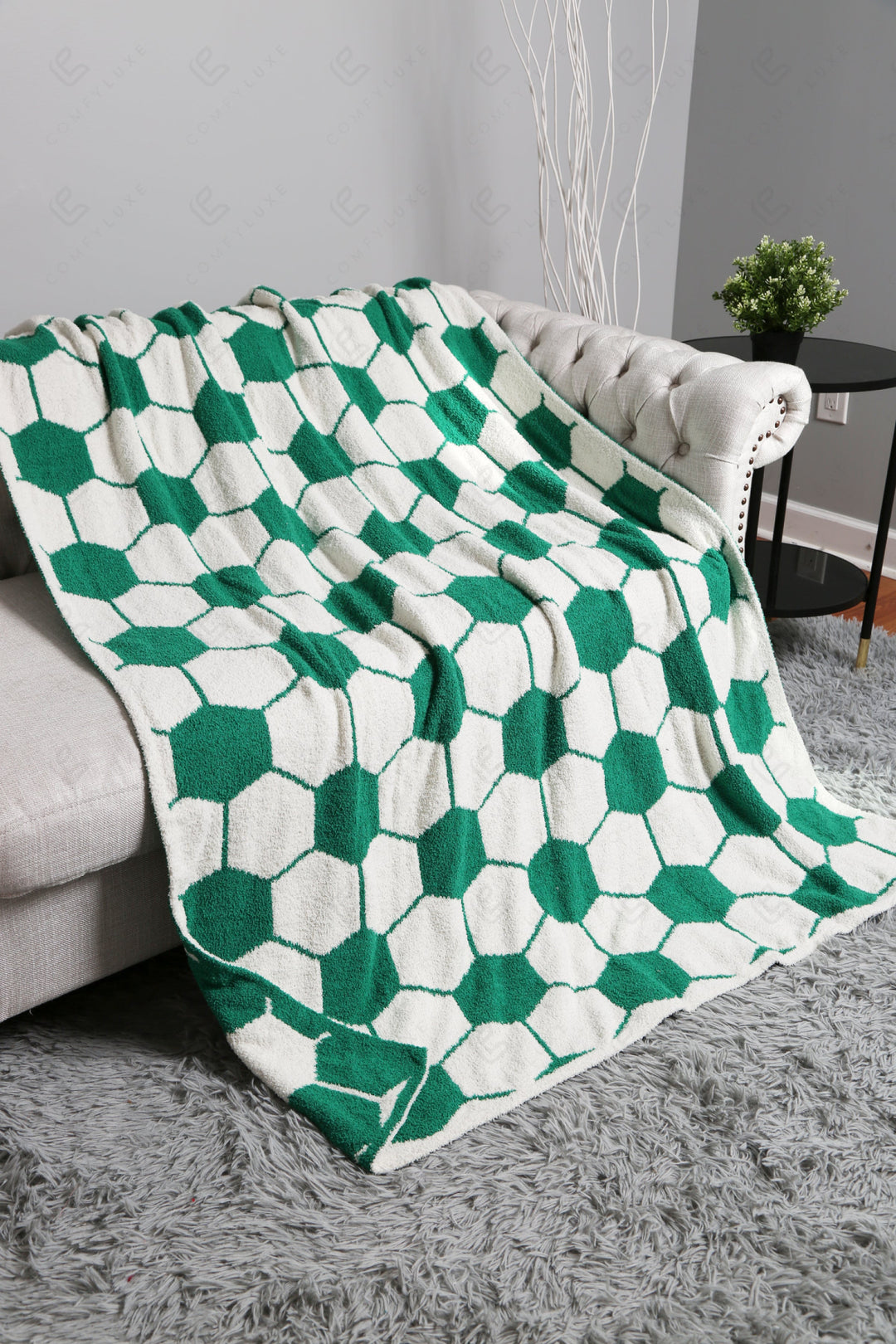 Jcl4328 Green Throw Blankets