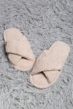 Load image into Gallery viewer, Jcl6110 Beige / M/L Slippers/Slides

