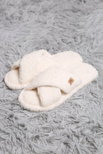 Load image into Gallery viewer, Jcl6110 Slippers/Slides
