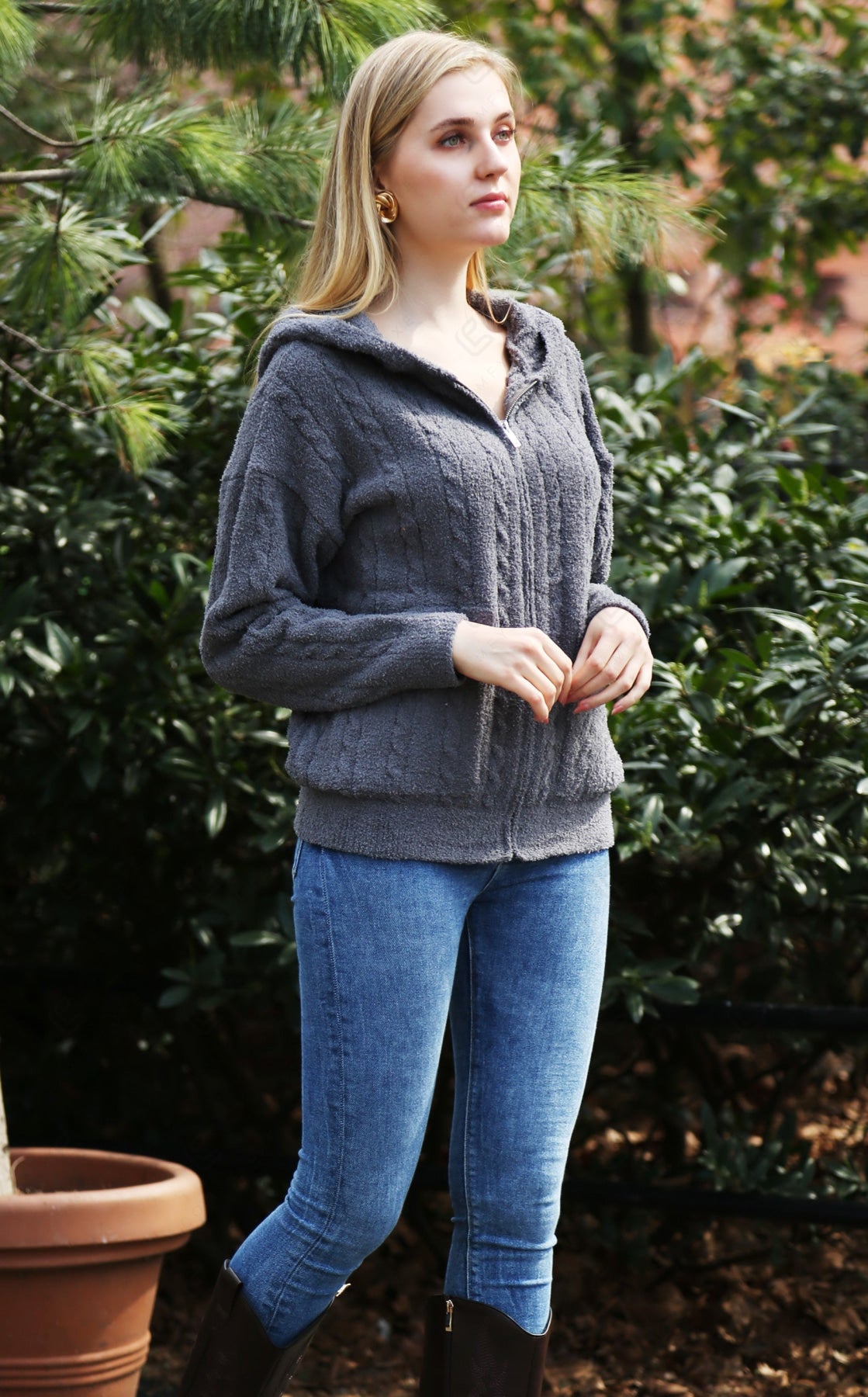 SOLID COLOR HOODIE APPAREL