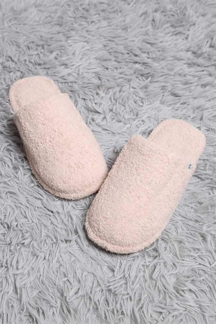 Jcl2127 Beige / S/M Slippers/Slides