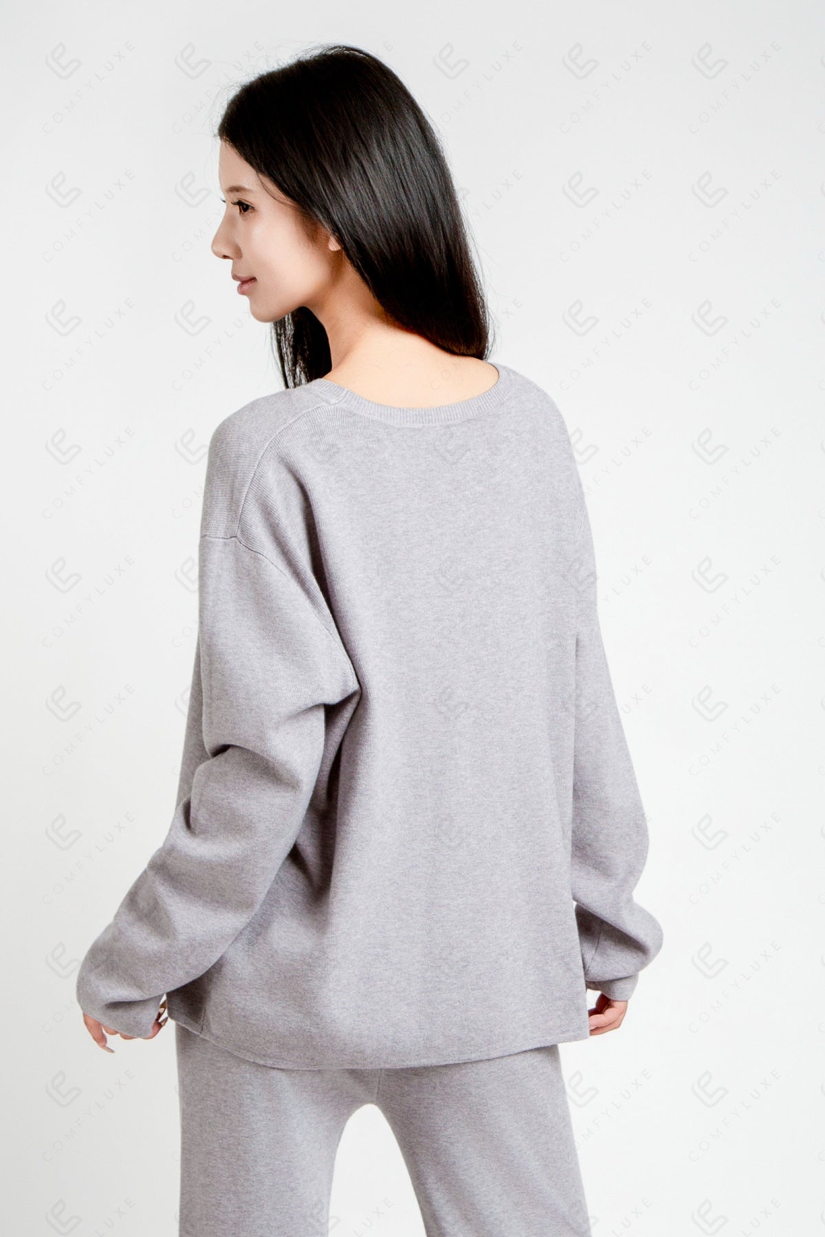 SOLID COLOR SWEATER APPAREL