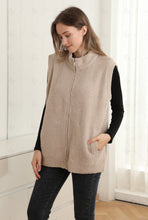 Load image into Gallery viewer, SOLID COLOR VEST APPAREL
