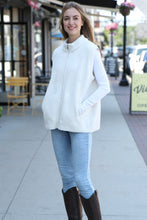 Load image into Gallery viewer, SOLID COLOR VEST APPAREL
