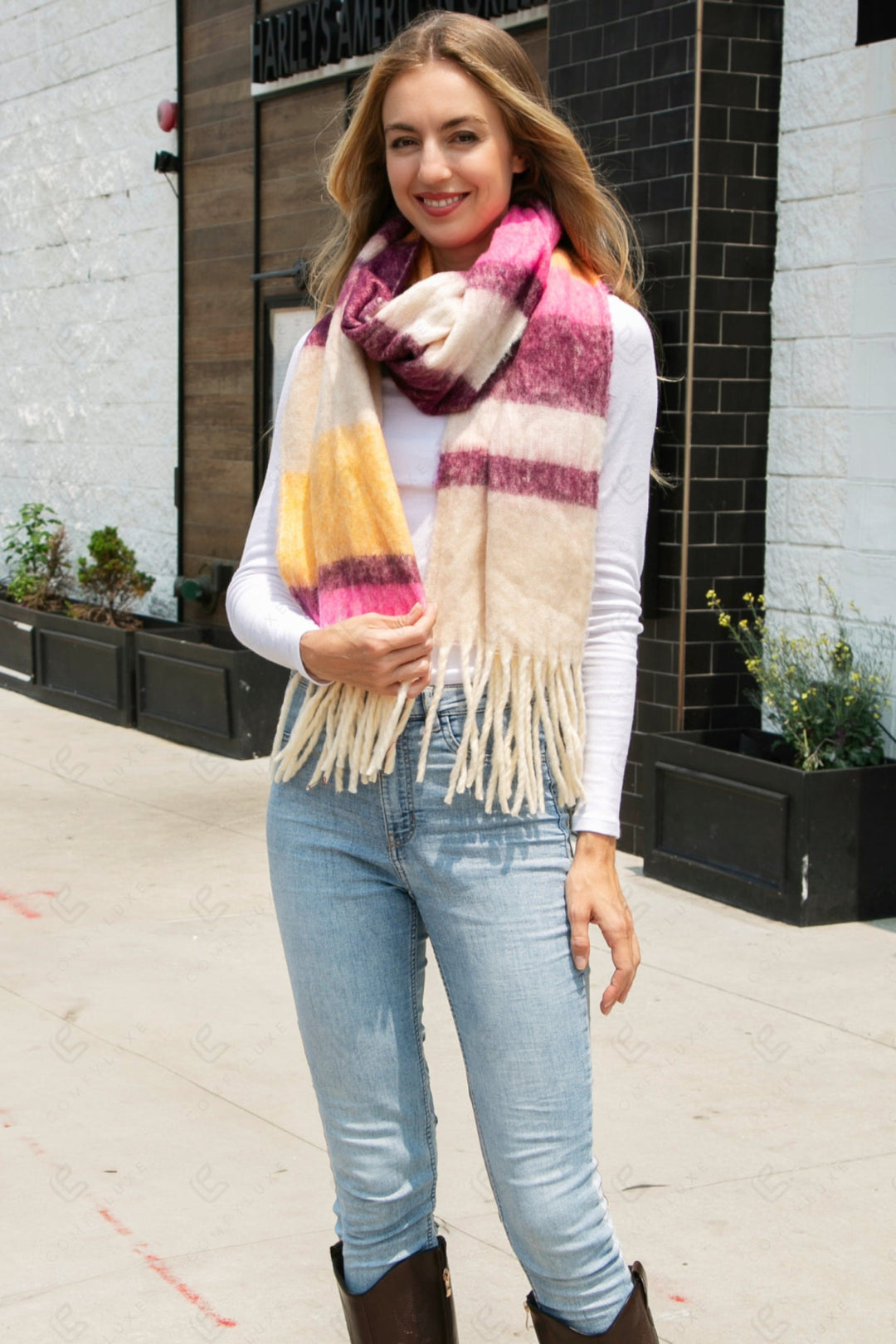 STRIPED PATTERN SCARF SCARVES