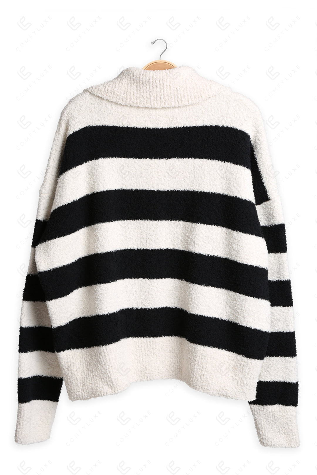 STRIPED PATTERN SWEATER BLACK/WHITE APPAREL