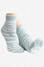 Load image into Gallery viewer, TIGER &amp; PAW PRINT PATTERN MINI-CREW SOCK SOCKS
