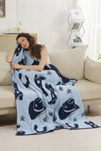 Load image into Gallery viewer, Jcl4322 Throw Blankets
