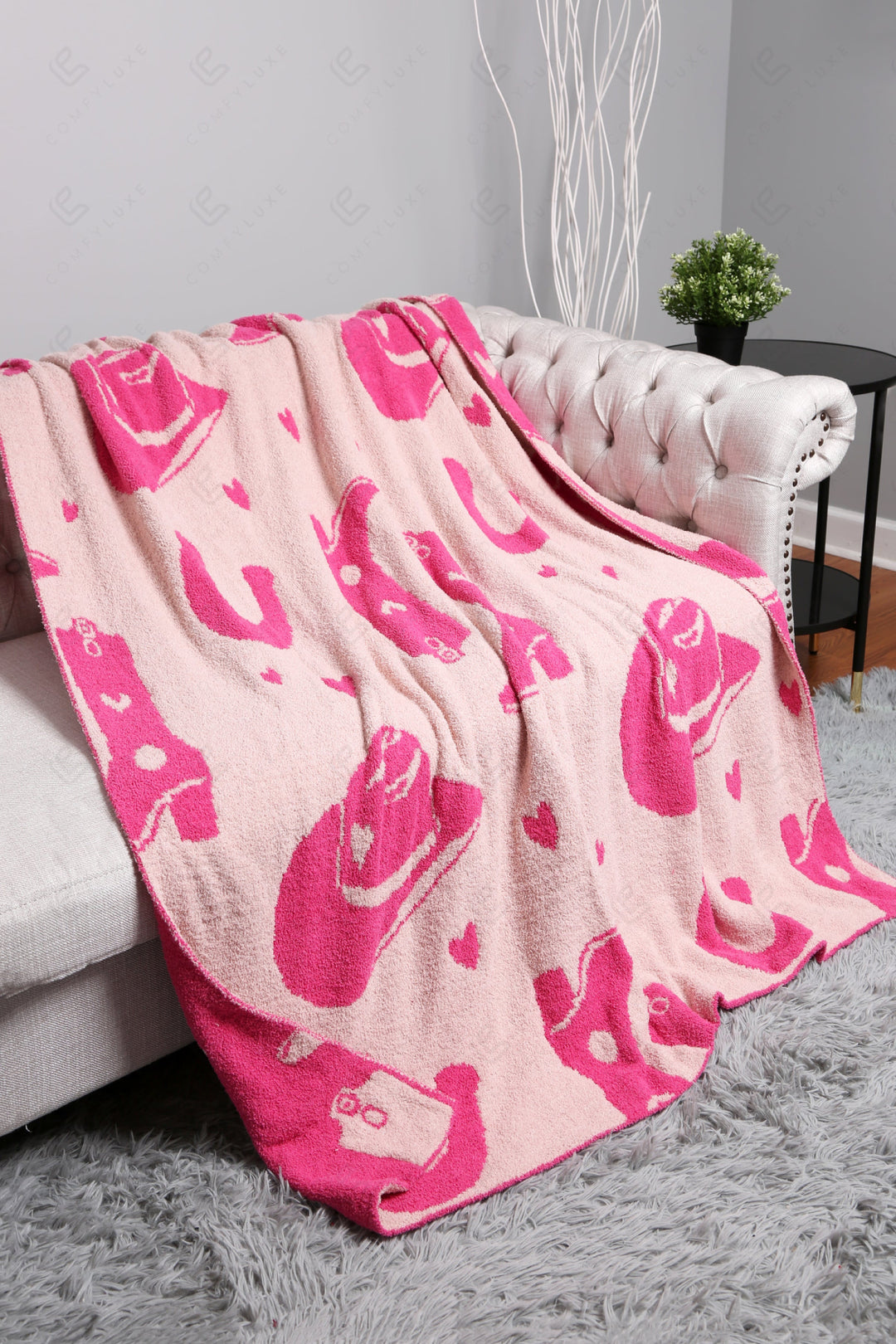 Jcl4322 Throw Blankets